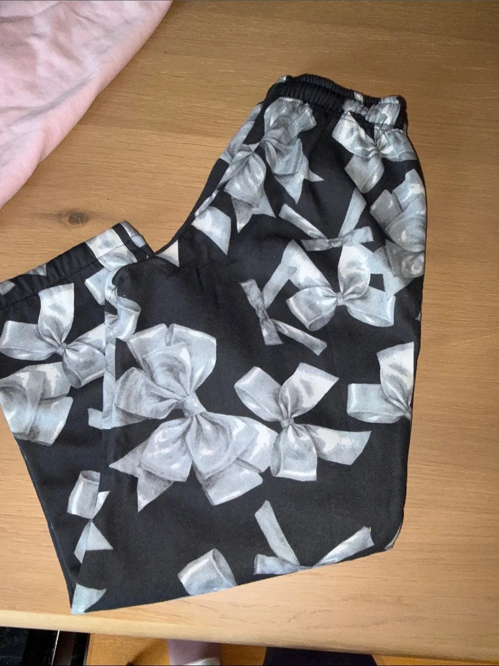 NWT GAP Kids Black Bow-Print Joggers